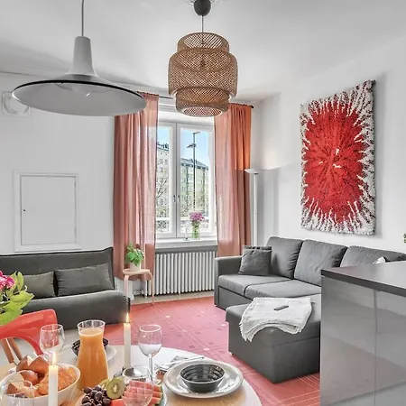 Red Bauhaus Kamppi Square 35m Tram Bus Wi-fi Helsinki