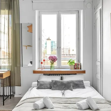 Red Bauhaus Kamppi Square 35m Tram Bus Wi-fi Helsinki